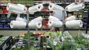 Parlament Europejski (PE) i Belgia reprezentująca Radę Unii Europejskiej porozumiały się w sprawie wprowadzenia stosowania różnego rodzaju opakowań plastikowych jednorazowego użytku