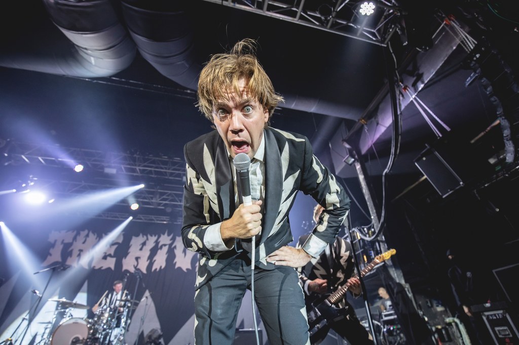 Zespół The Hives znów pojawi się w Polsce