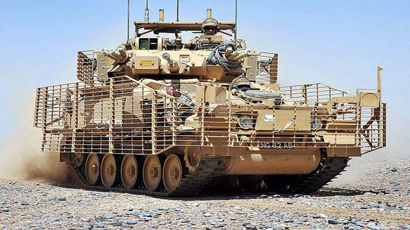 Ukraińcy dostaną czołgi FV107 Scimitar, do których należy rekord Guinnessa Ukraińcy dostaną czołgi FV107 Scimitar, do których należy rekord Guinnessa