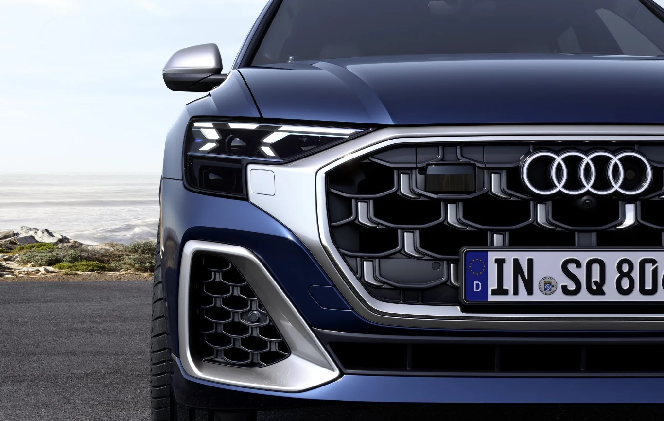 Audi SQ8 po liftingu. Audi SQ8 po liftingu.
