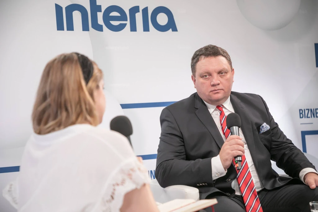 Prezes spółki Gaz-System Marcin Chludziński w studiu Interii na Forum Ekonomicznym w Karpaczu Prezes spółki Gaz-System Marcin Chludziński w studiu Interii na Forum Ekonomicznym w Karpaczu