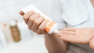 Maści apteczne bez recepty nie tylko leczą ale i upiększają skórę