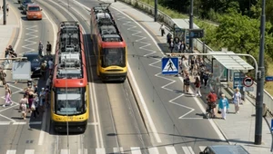 Nowy rodzaj przystanków w polskich miastach. Można nieźle pokiereszować auto