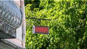 22 sierpnia we francuskim Valence (region Owernia-Rodan-Alpy) odnotowano temperaturę 45 st. C 