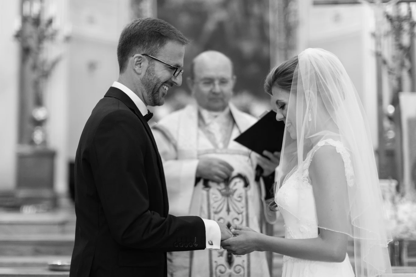 Klaudia i Daniel w trakcie ceremonii ślubu Klaudia i Daniel w trakcie ceremonii ślubu