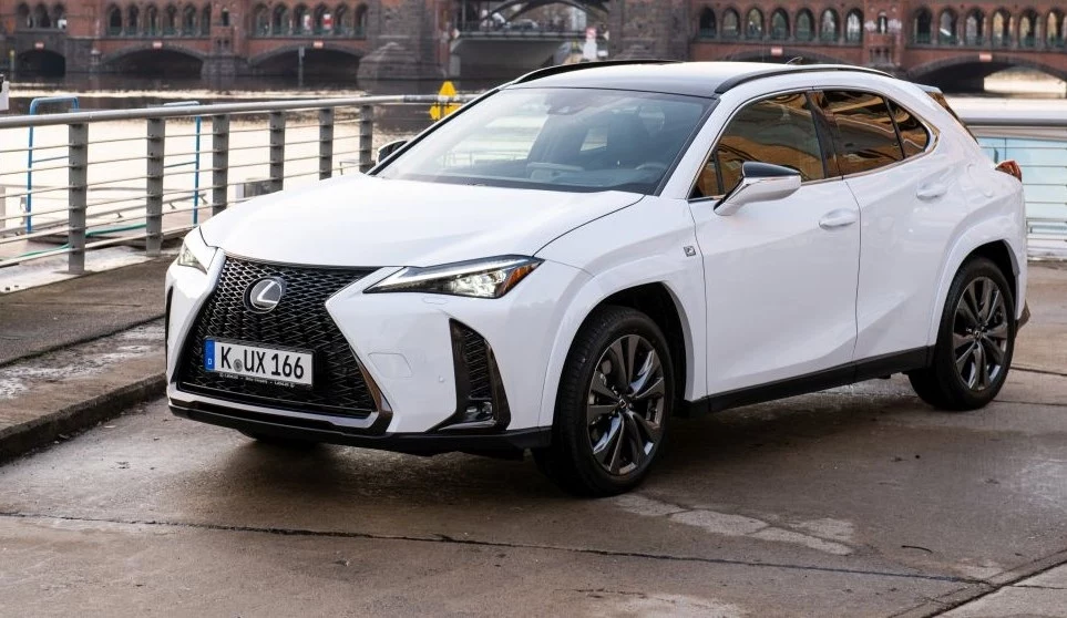 Lexus UX 200 znika z Europy.