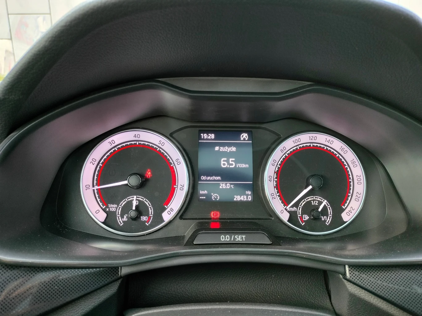 8,1 s do 100 km/h i średnie spalanie poniżej 7 l (w trasie około 5) to bardzo dobry wynik