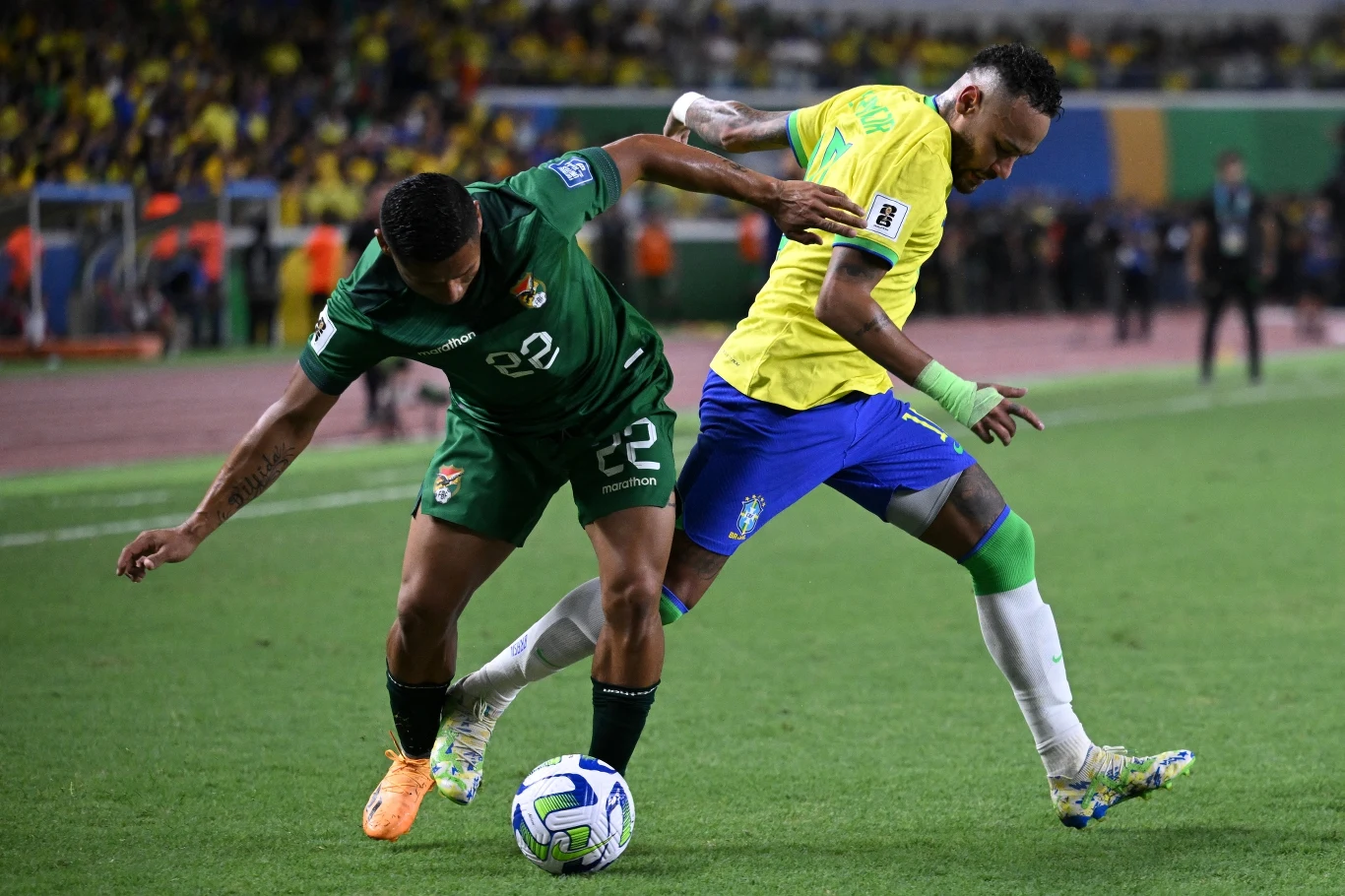 Neymar w meczu Brazylii z Boliwią Neymar w meczu Brazylii z Boliwią