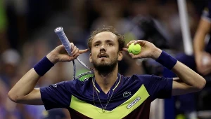 Daniłl Miedwiediew triumfuje