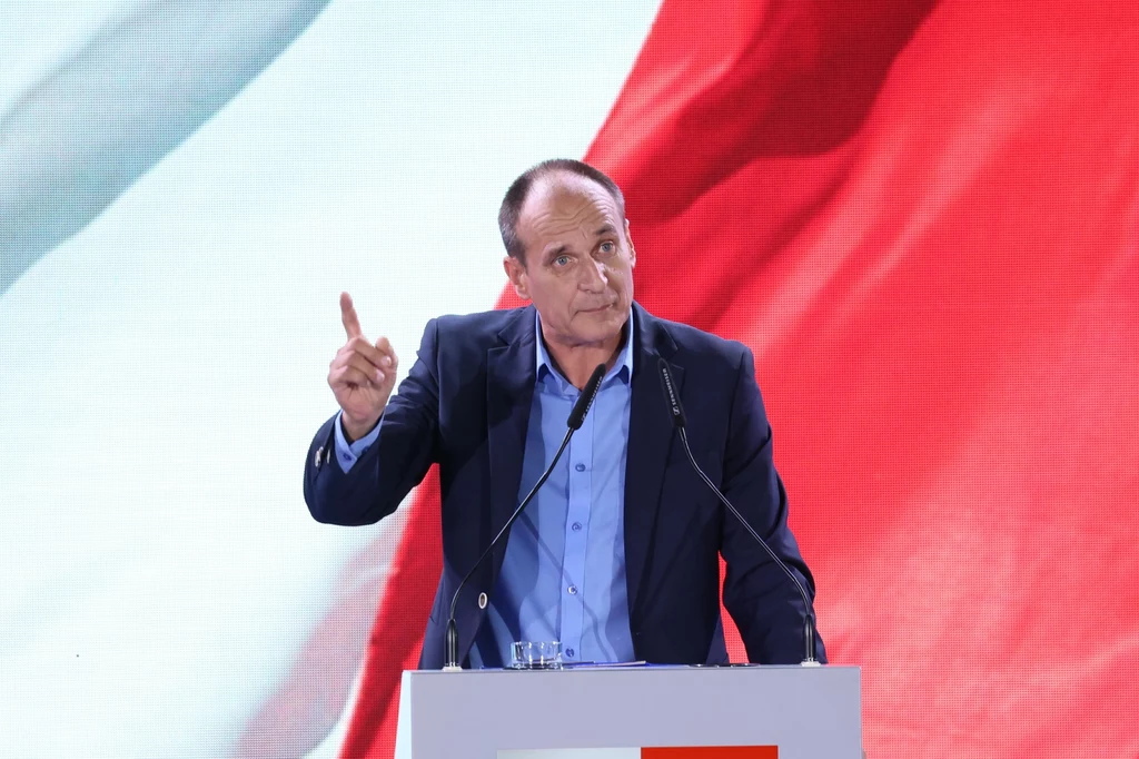 Paweł Kukiz na konwencji wyborczej PiS w Końskich Paweł Kukiz na konwencji wyborczej PiS w Końskich