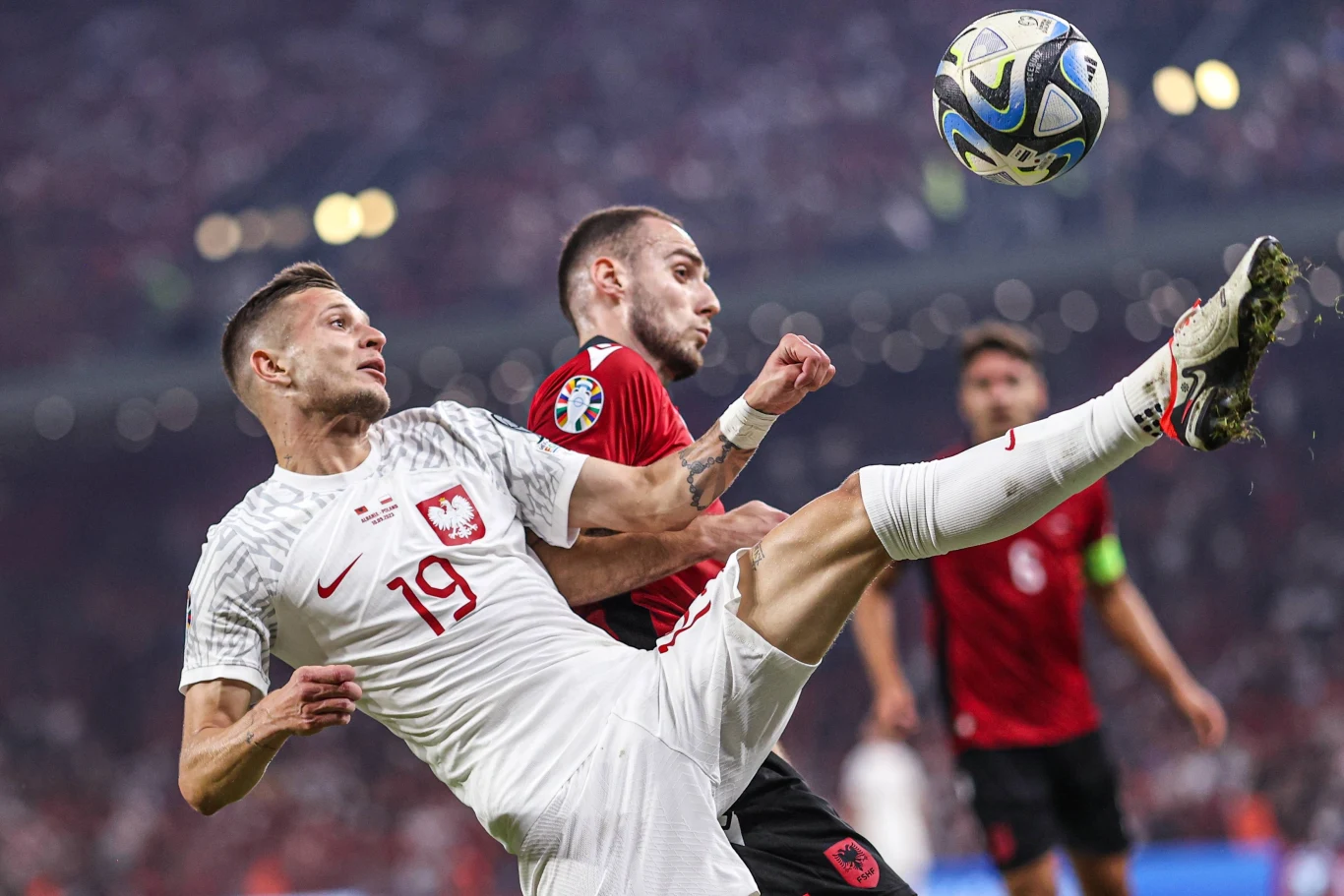Sebastian Szymański wrócił do wyjściowej jedenastki, ale nie zapracował na miano pierwszoplanowej postaci meczu Sebastian Szymański wrócił do wyjściowej jedenastki, ale nie zapracował na miano pierwszoplanowej postaci meczu