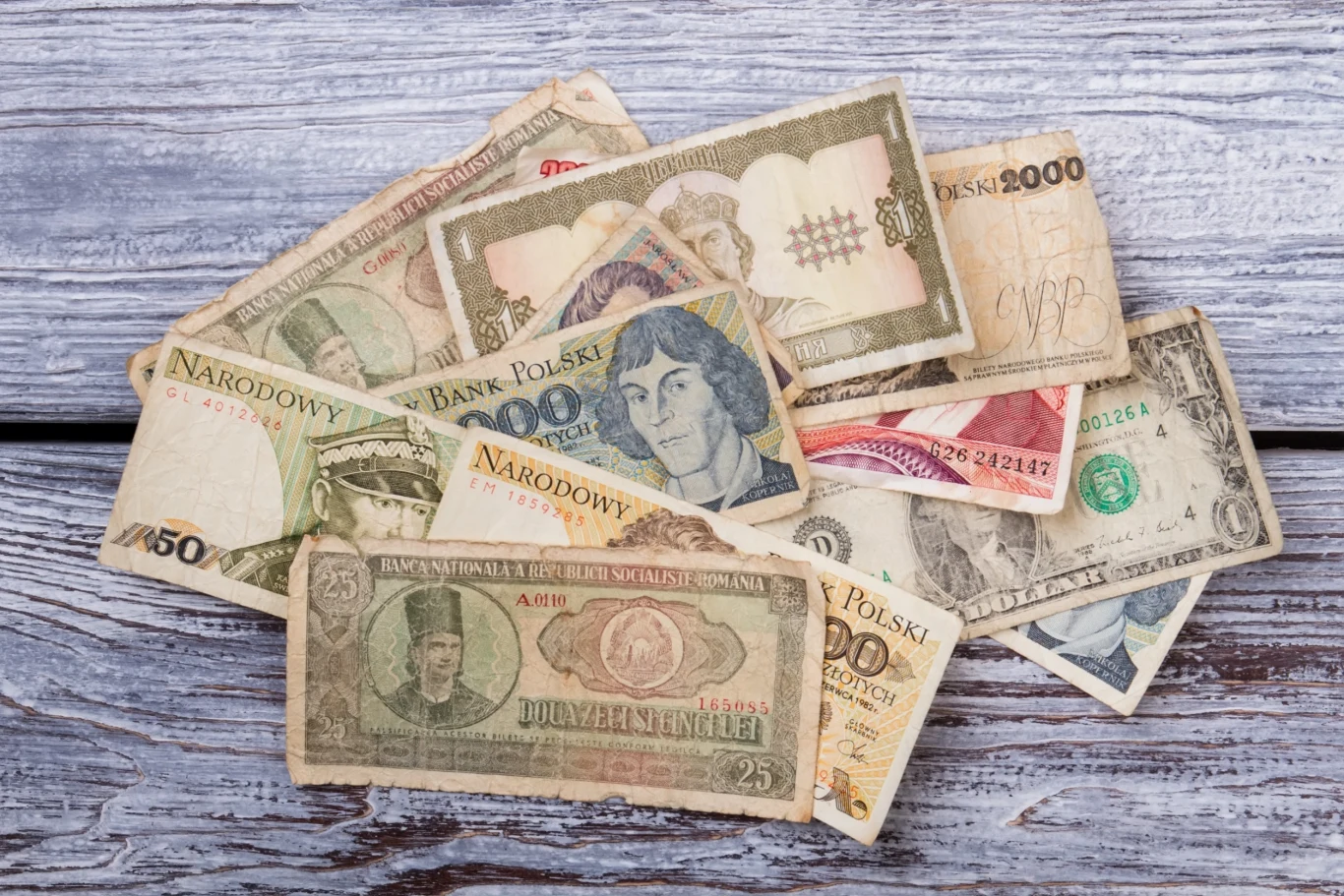 Ile kosztują stare pieniądze z PRL-u? Ile kosztują stare pieniądze z PRL-u?