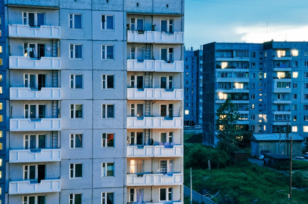 Kolorowy telewizor Rubin w PRL-u uchodził za radziecki cud techniki, a na półkotapczanie spała połowa Polaków. Co pamiętasz z czasów PRL-u? 