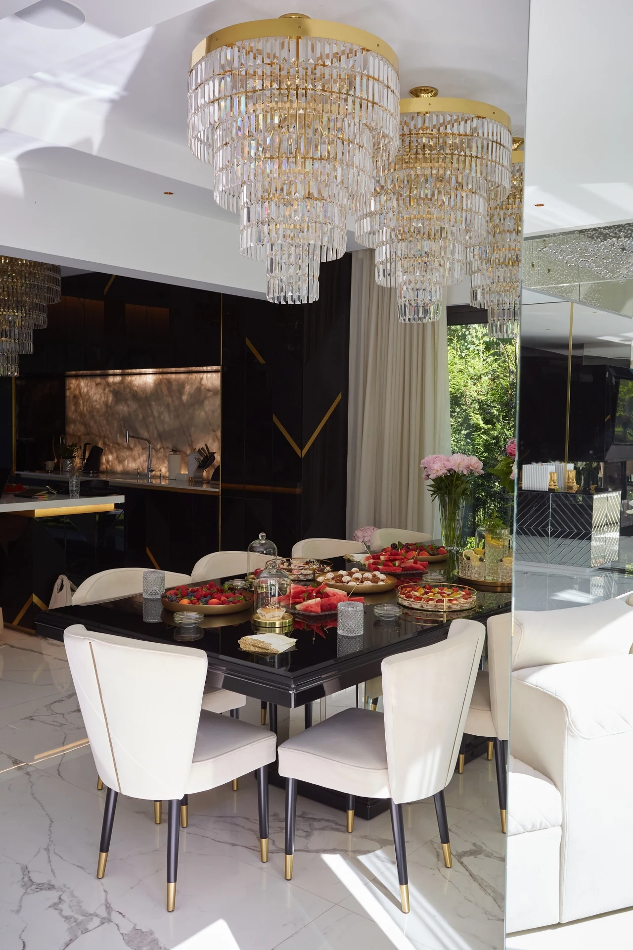 "The Real Housewives. Żony Warszawy". Dom Magdy "The Real Housewives. Żony Warszawy". Dom Magdy