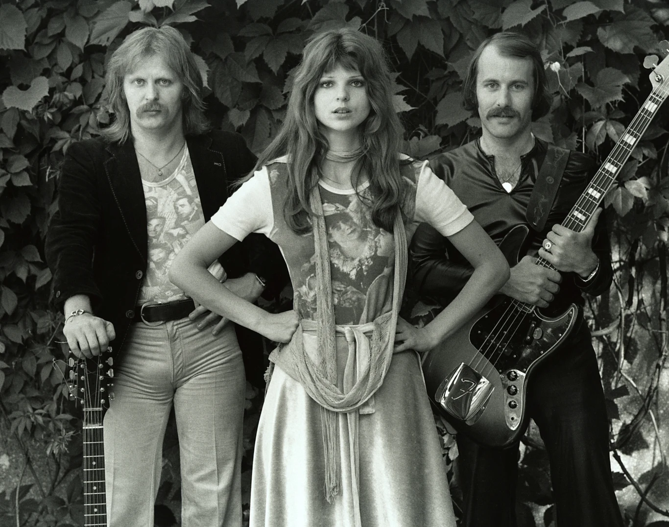 Elżbieta Dmoch w składzie grupy Dwa Plus Jeden Elżbieta Dmoch w składzie grupy Dwa Plus Jeden