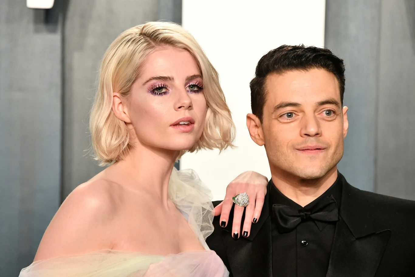 Lucy Boynton i Rami Malek