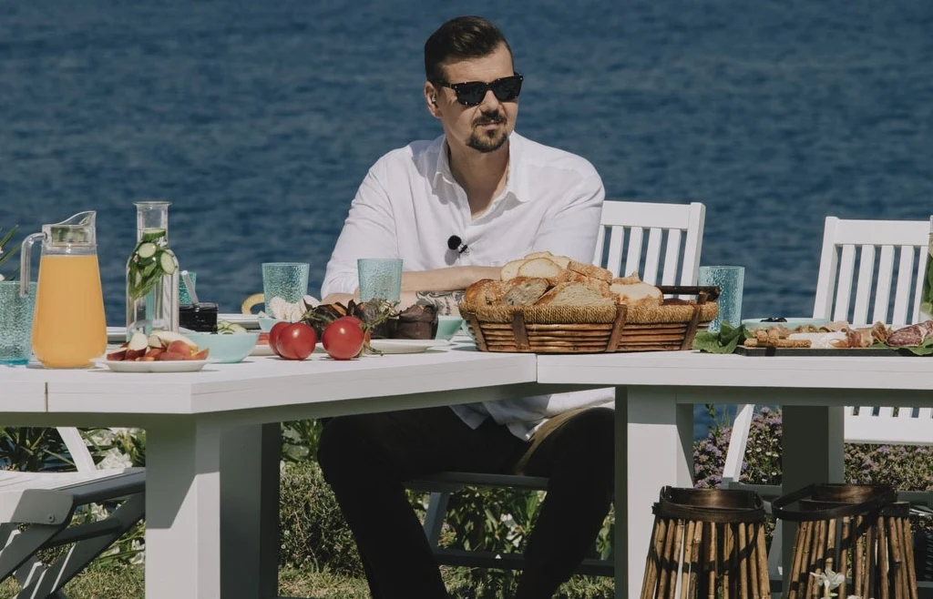 Michał Figurski - prowadzący "Temptation Island"