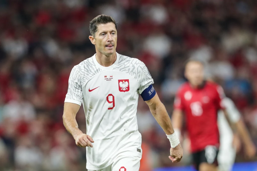 Robert Lewandowski w barwach reprezentacji Polski Robert Lewandowski w barwach reprezentacji Polski