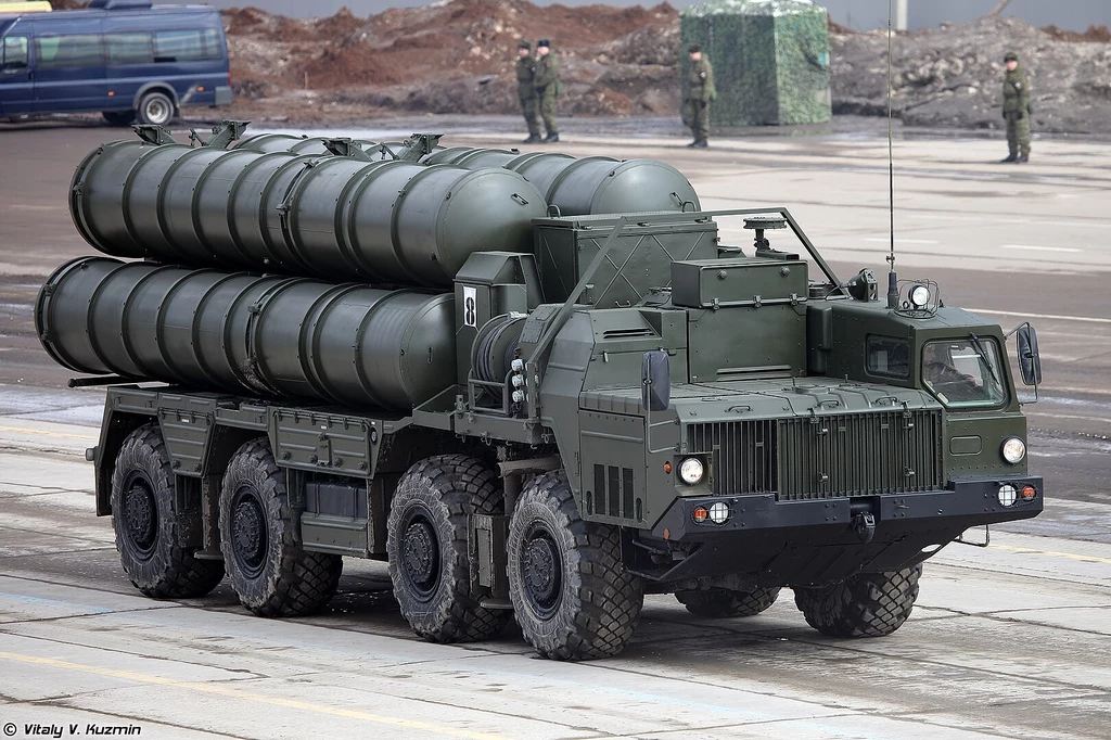 Systemy S-400 znajdują się w Obwodzie Kaliningradzkim. Mają bronić Rosji przed ewentualnym atakiem od strony Morza Bałtyckiego