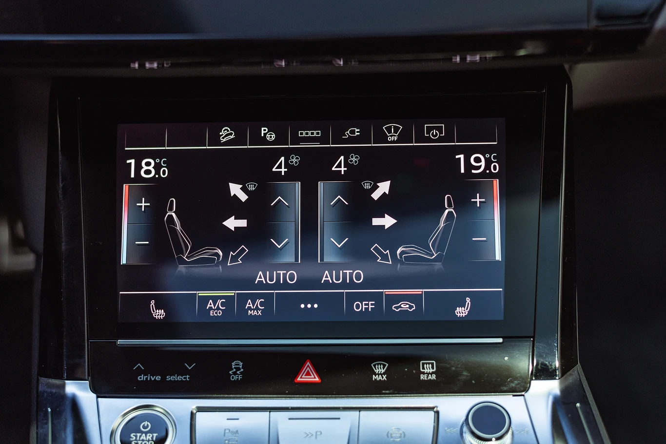 Audi Q8 e-tron Sportback Audi Q8 e-tron Sportback