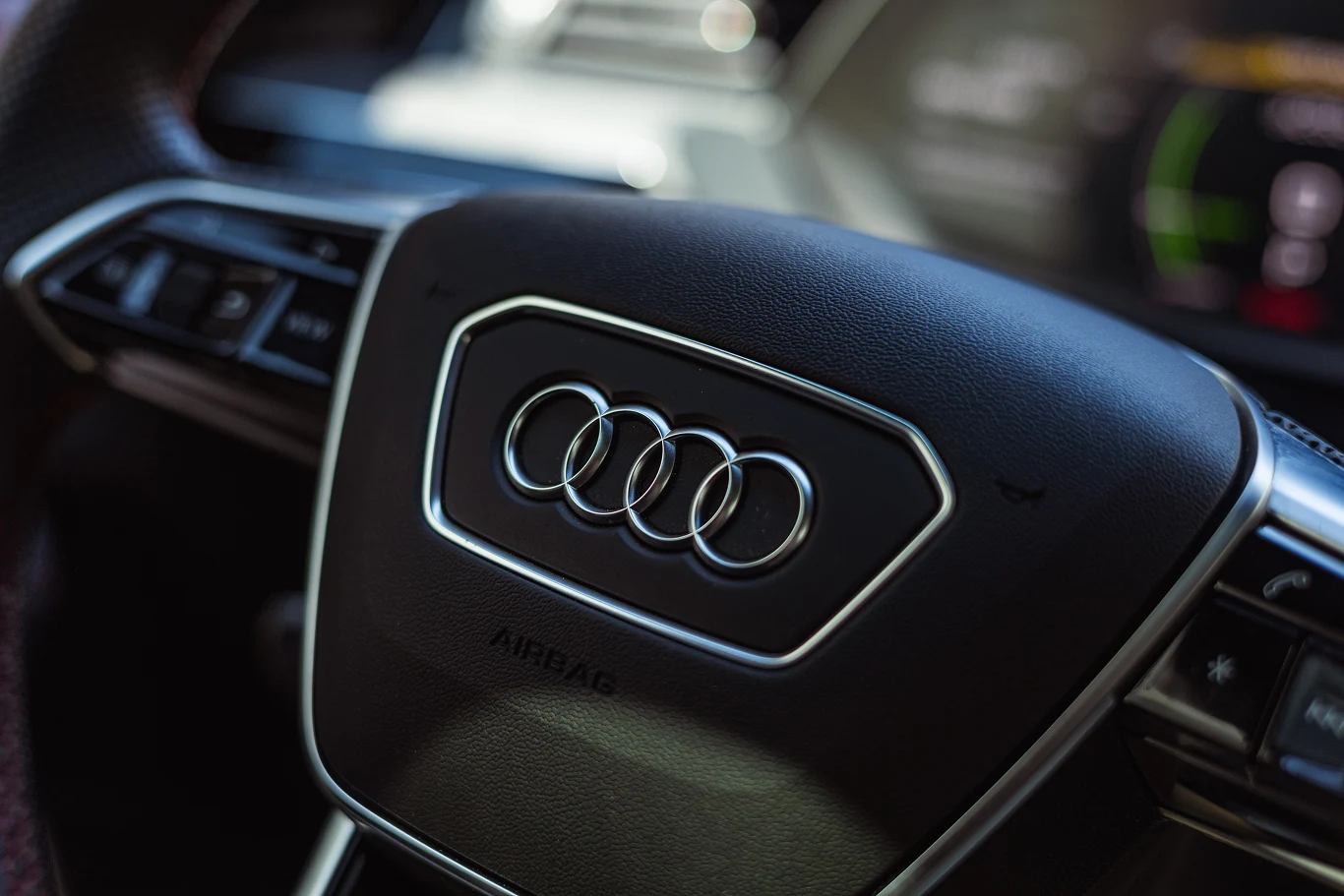 Audi Q8 e-tron Sportback Audi Q8 e-tron Sportback