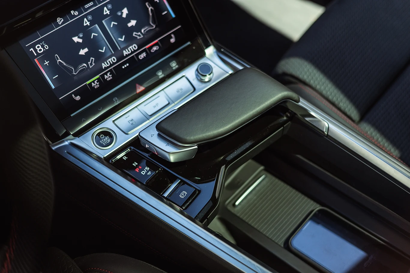 Audi Q8 e-tron Sportback Audi Q8 e-tron Sportback