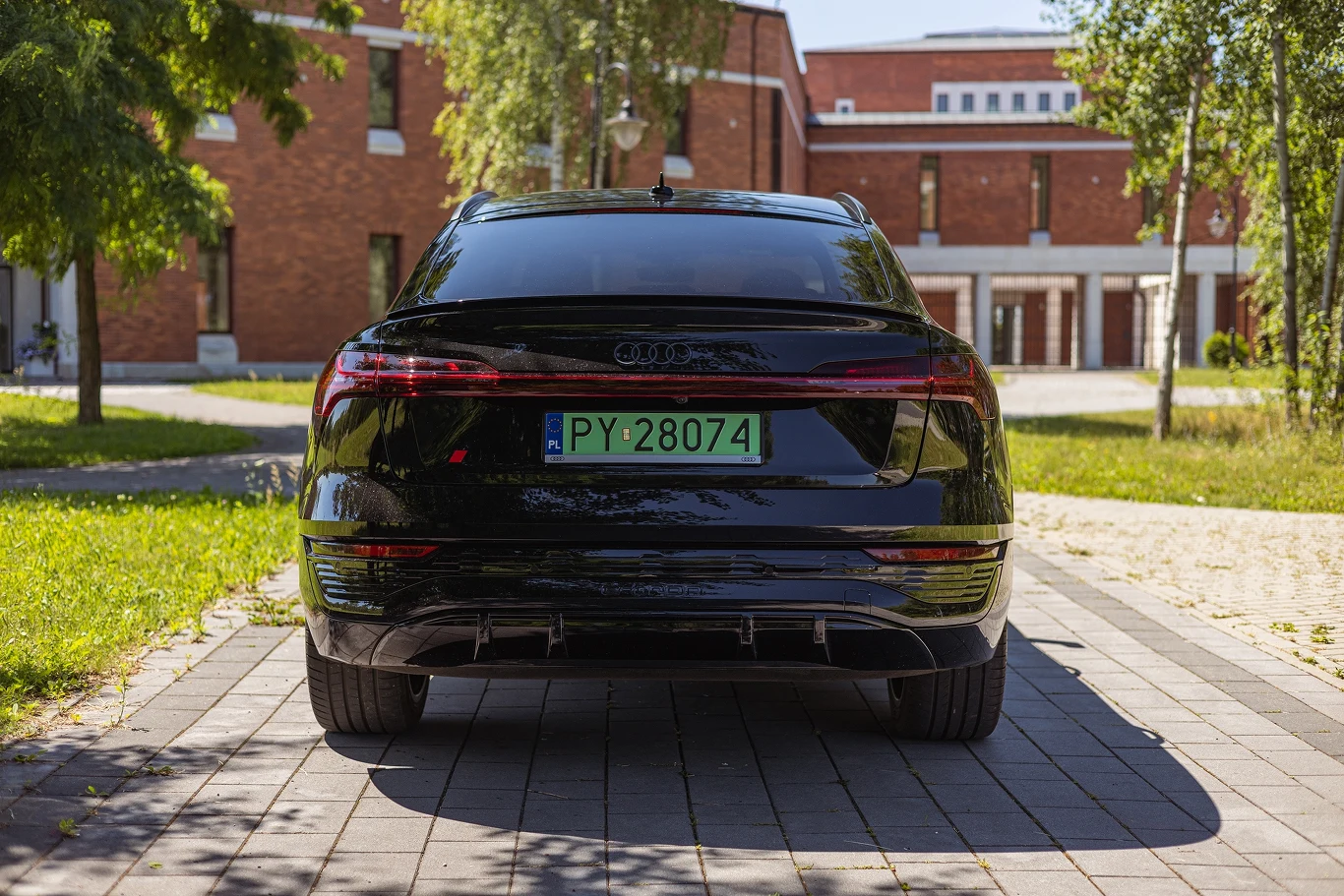 Audi Q8 e-tron Sportback Audi Q8 e-tron Sportback