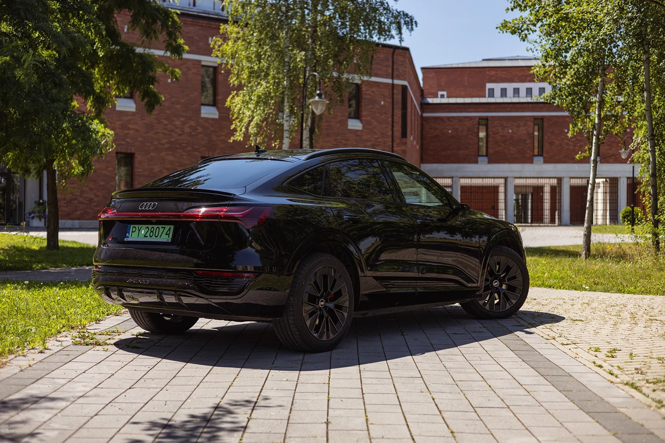 Audi Q8 e-tron Sportback Audi Q8 e-tron Sportback