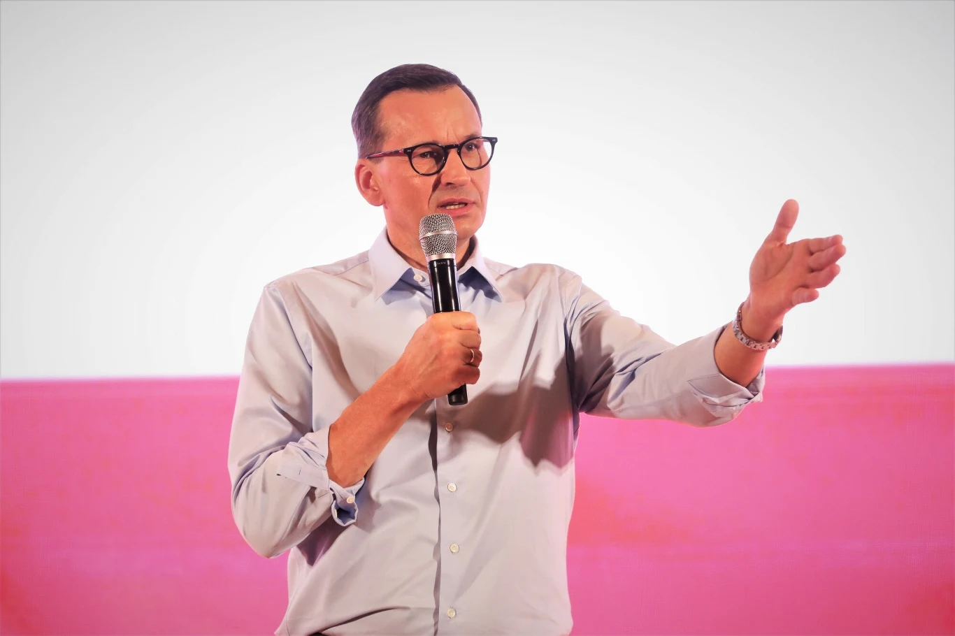 Premier Mateusz Morawiecki na spotkaniu wyborczym w Ełku. Premier Mateusz Morawiecki na spotkaniu wyborczym w Ełku.