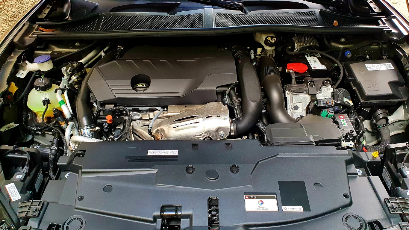 Citroen C5 X PHEV 180