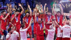 Polscy siatkarze świętują zdobycie mistrzostwa Europy