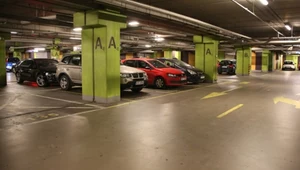 Łódź robi miejsce dla samochodów. Budują 4 wielkie parkingi równocześnie