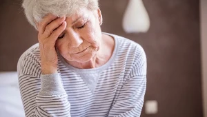 Ryzyko demencji zaczyna istotnie rosnąć po 10 godzinach siedzenia - zauważają badacze