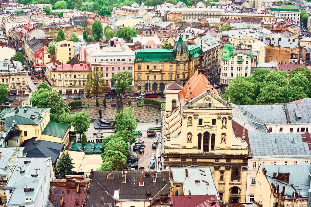 Historyczne centrum Lwowa. To jedno z miejsc wpisanych na listę zagrożonych obiektów światowego dziedzictwa UNESCO