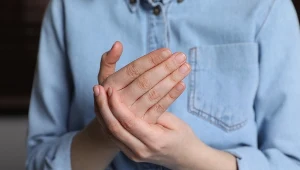 Nietypowe objawy od kręgosłupa. To nie tylko ból i mrowienia