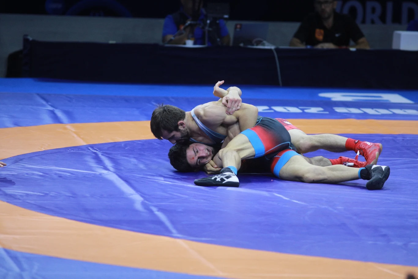 Szota Partenadze (niebieski strój)