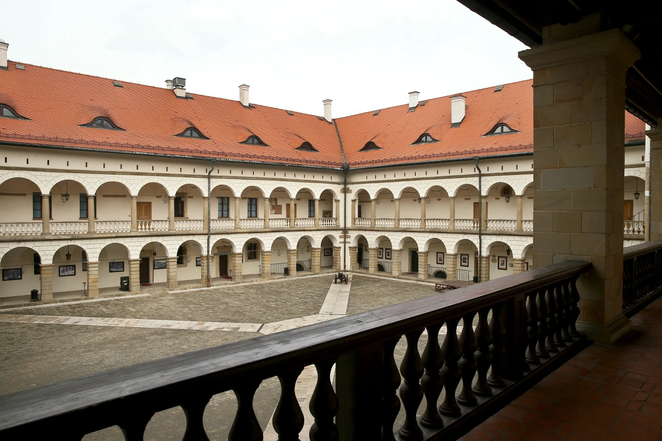 Zamek w Niepołomicach. Miejsce, w którym znajduje się tajemnicze źródło mocy