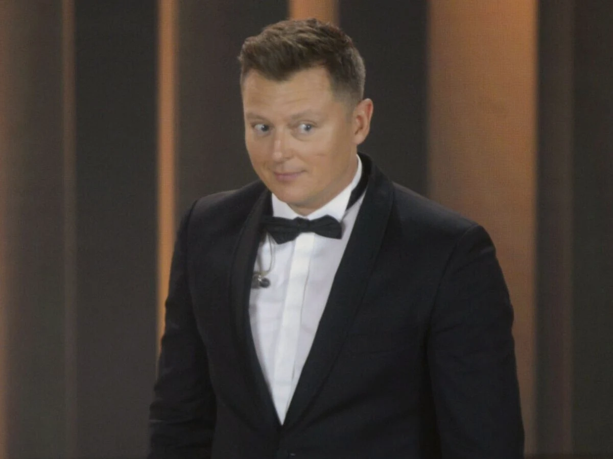 Rafał Brzozowski takie kwoty zgarnia za występ w kościele Rafał Brzozowski takie kwoty zgarnia za występ w kościele