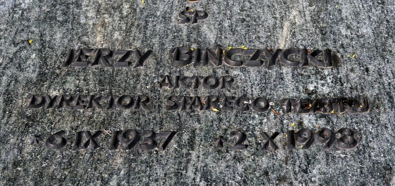 Grób Jerzego Bińczyckiego na Cmentarzu Rakowickim w Krakowie Grób Jerzego Bińczyckiego na Cmentarzu Rakowickim w Krakowie