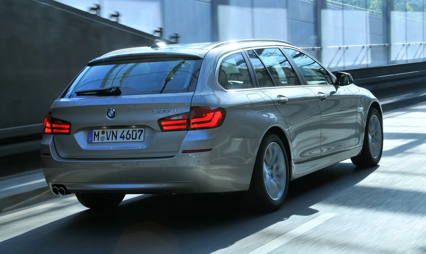 Wersja kombi stanowi na rynku aut używanych w Polsce nawet połowę wszystkich ofert Wersja kombi stanowi na rynku aut używanych w Polsce nawet połowę wszystkich ofert