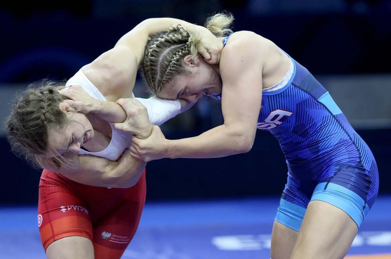 Anhelina Łysak (po lewej) w starciu z Helen Maroulis