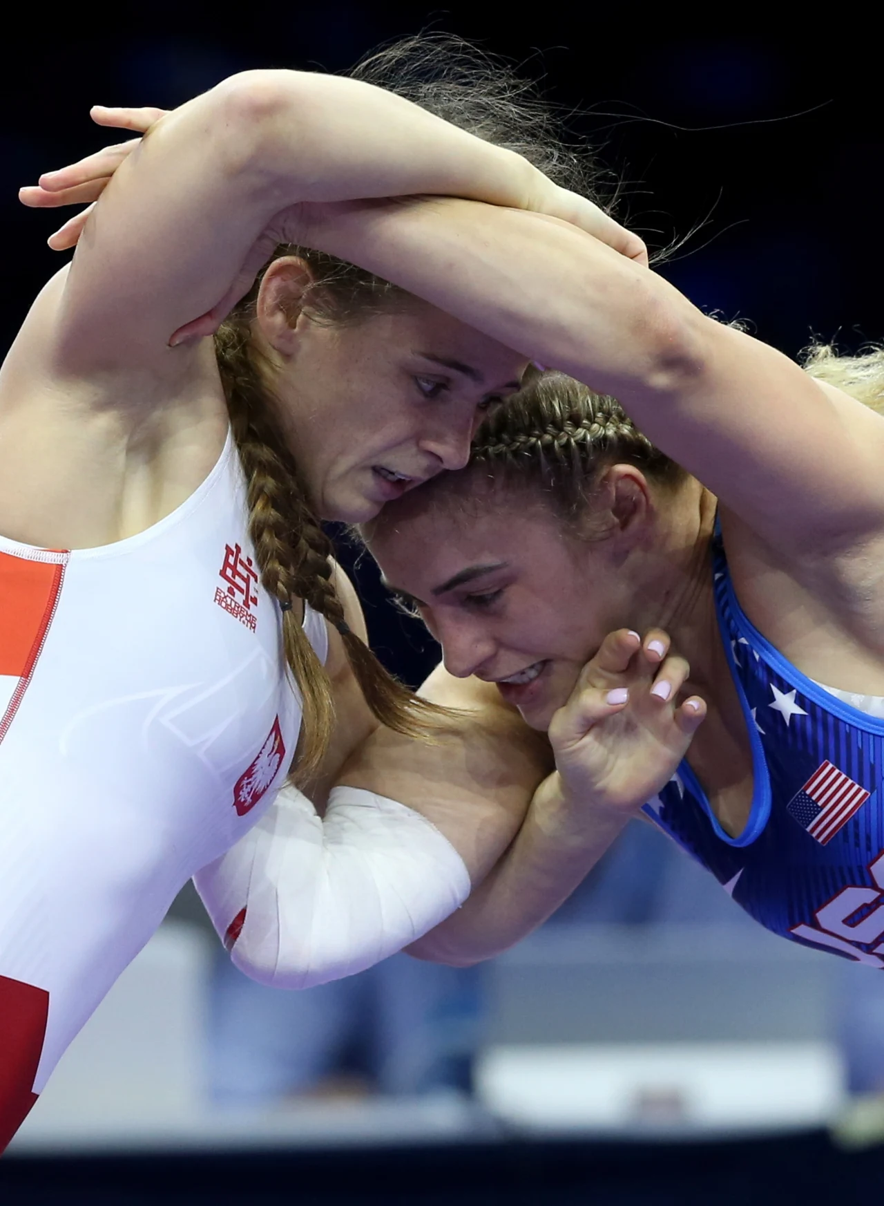 Anhelina Łysak (po lewej) w starciu z Helen Maroulis