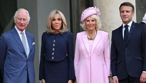 Król Karol III i królowa Camilla we Francji. Show skradła Brigitte Macron. O krok od wpadki