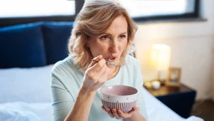 GABA redukuje stres, ułatwia zasypianie i dodaje energii. Warto jeść produkty bogate w ten kwas