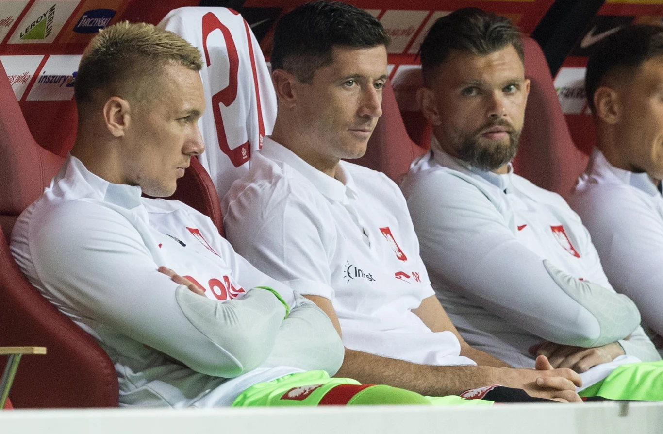 Robert Lewandowski powinien czasowo odpocząć od reprezentacji Polski? Pojawiają się takie postulaty Robert Lewandowski powinien czasowo odpocząć od reprezentacji Polski? Pojawiają się takie postulaty
