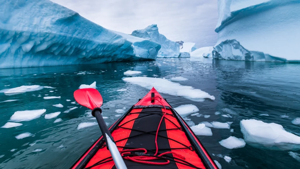 Naukowcy alarmują, że Antarktyda z globalnej "lodówki" może zamienić się w "grzejnik" Ziemi