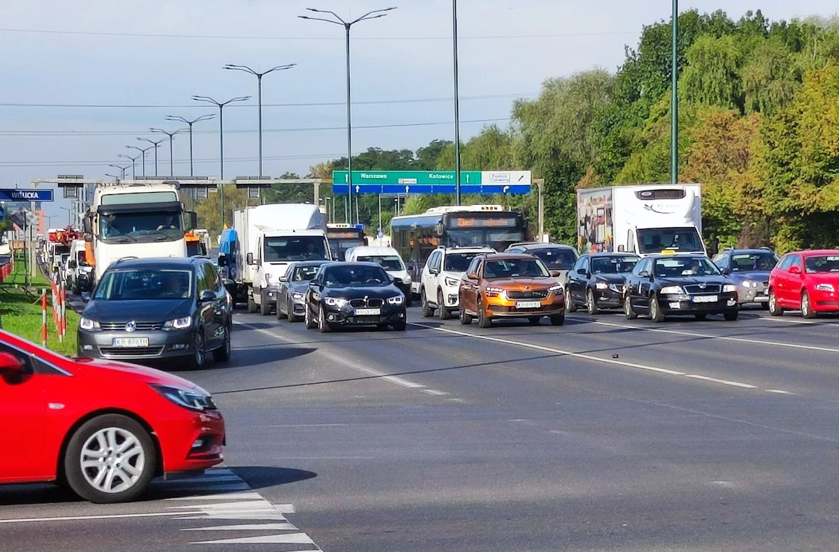 22 września to międzynarodowy Dzień bez Samochodu. Z tej okazji wiele miast próbowało skłonić mieszkańców do rezygnacji z czterech kółek. 22 września to międzynarodowy Dzień bez Samochodu. Z tej okazji wiele miast próbowało skłonić mieszkańców do rezygnacji z czterech kółek.