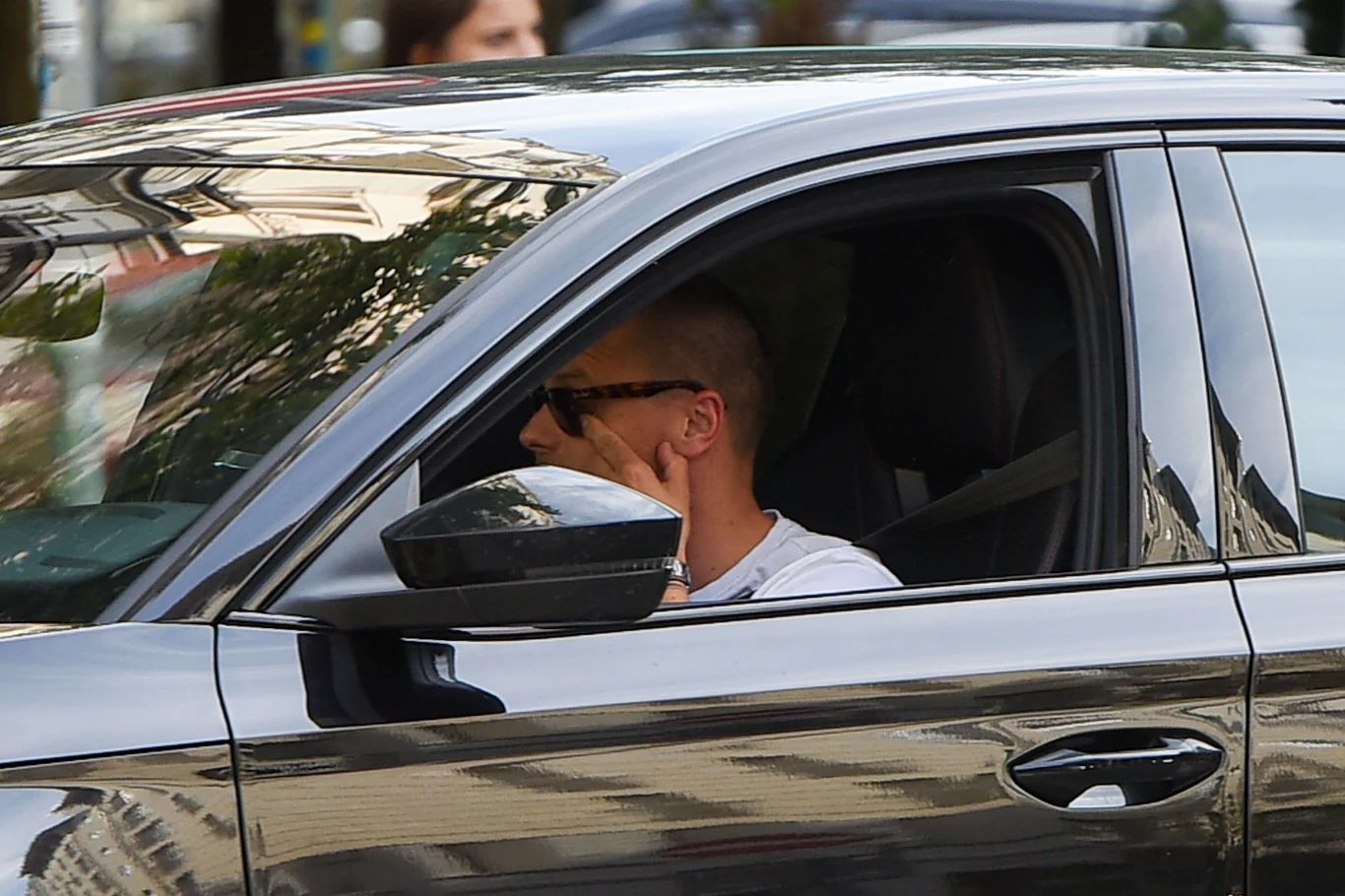 Marcin Hakiel łamie przepisy drogowe