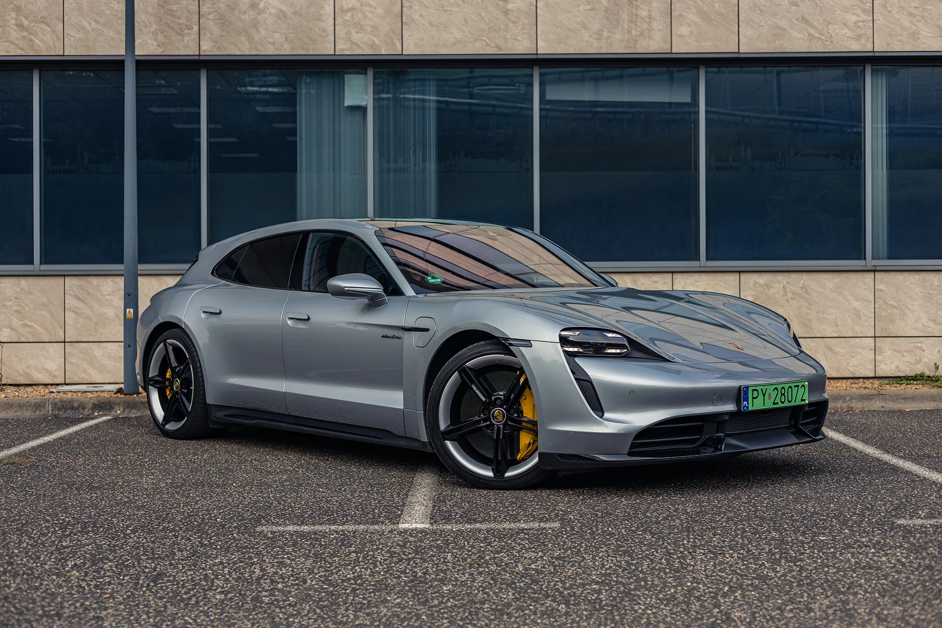 Porsche Taycan Turbo S Sport Turismo