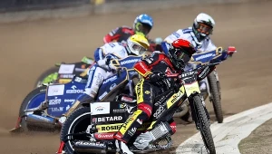 Zapytaliśmy trenera, czy klub wywarł presję na mistrzu świata, by jechał z kontuzją. Tak odpowiedział